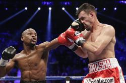 梅德韦杰夫状态火爆，欧联杯季后赛迎战武汉三镇，金州勇士誓夺逆转之胜